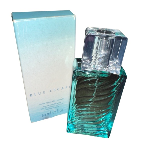 Avon Blue Escape For Her 1.7oz Discontinued Women's Eau de Toilette Spray NIB - Picture 2 of 3